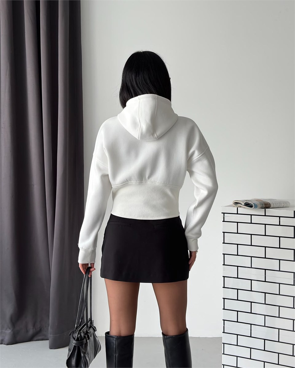 Korse Bel Detaylı Fermuarlı Crop Kapüşonlu Beyaz Sweatshirt