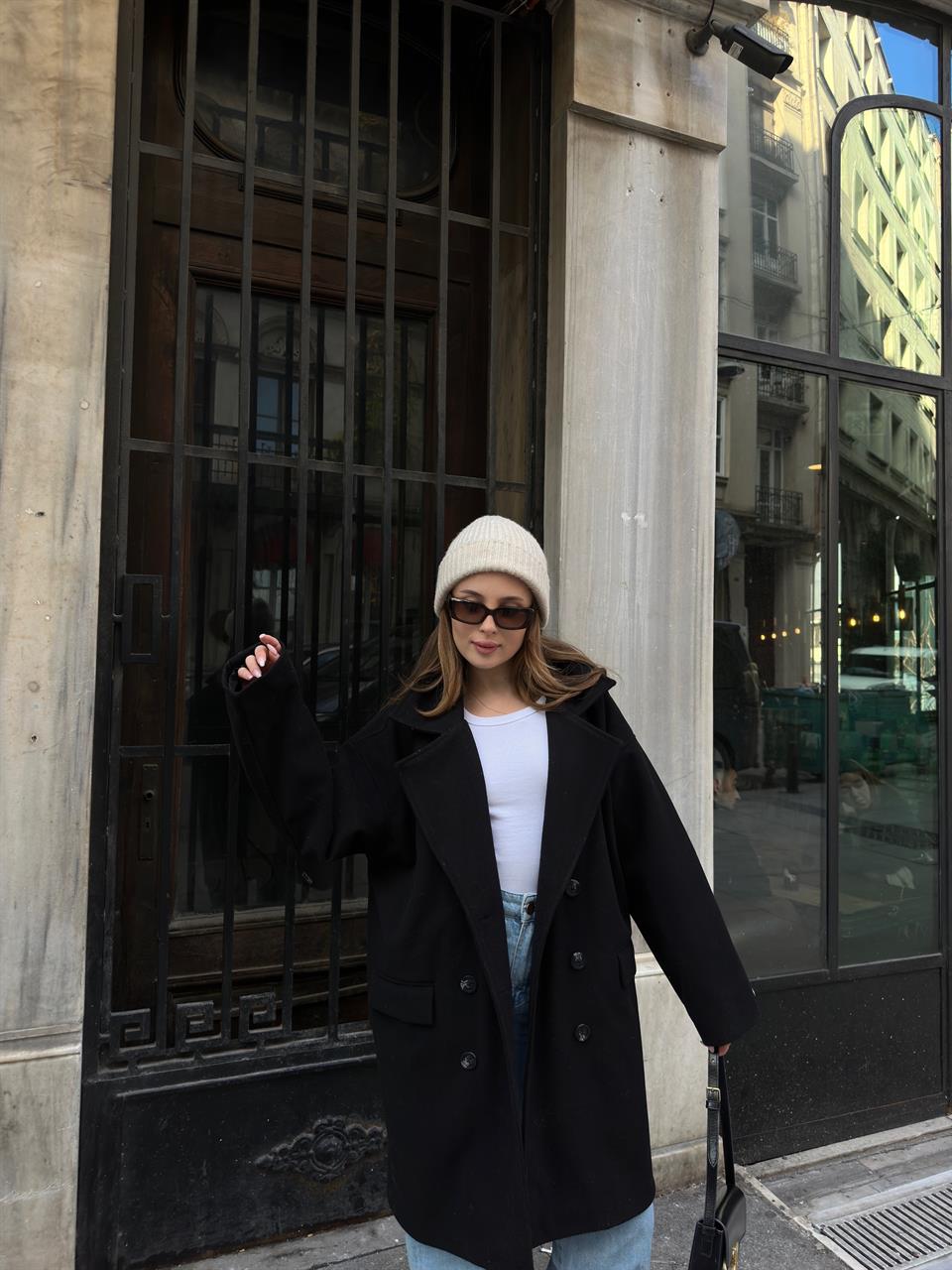 Kruvaze Siyah Kaşe Kaban