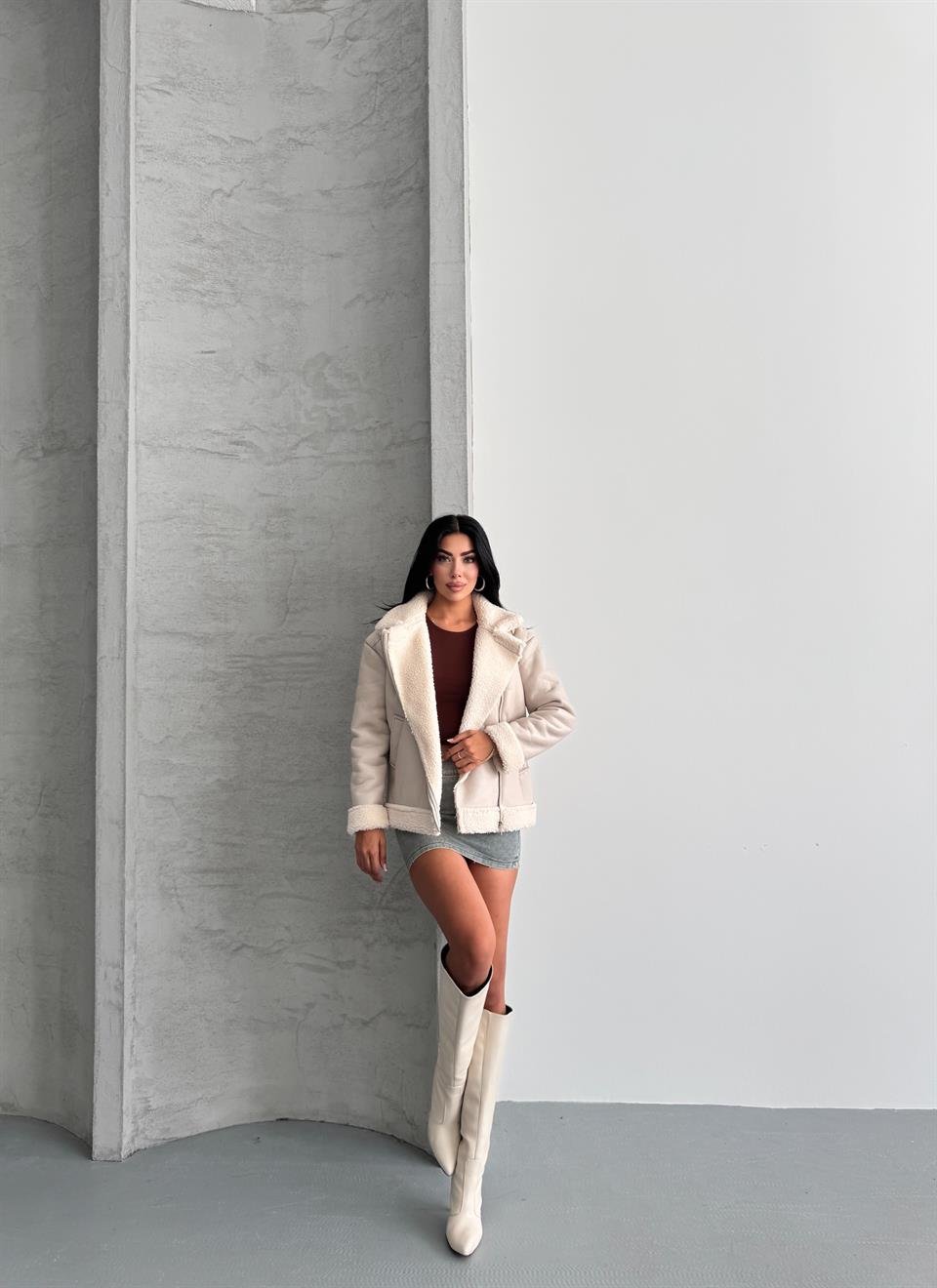 Kruvaze Yaka Taş Deri Ceket