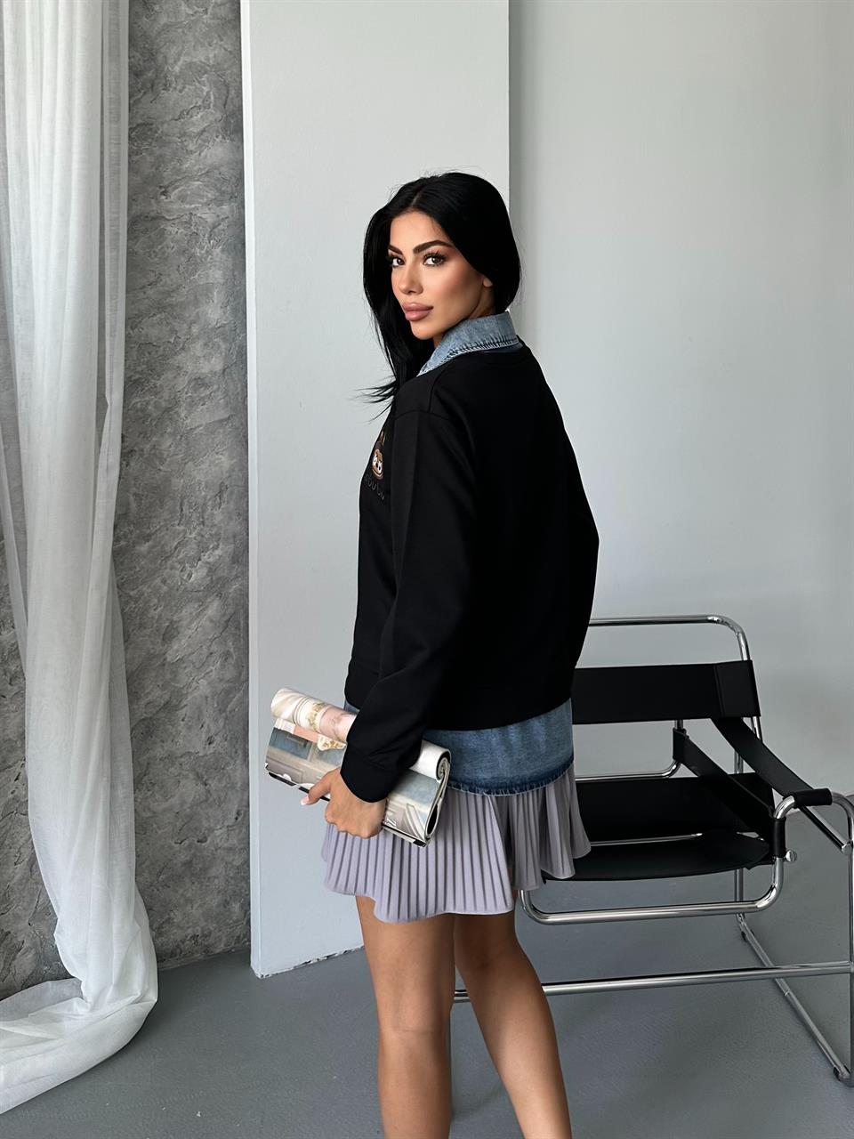 Labu Kot Detaylı Siyah Sweatshirt