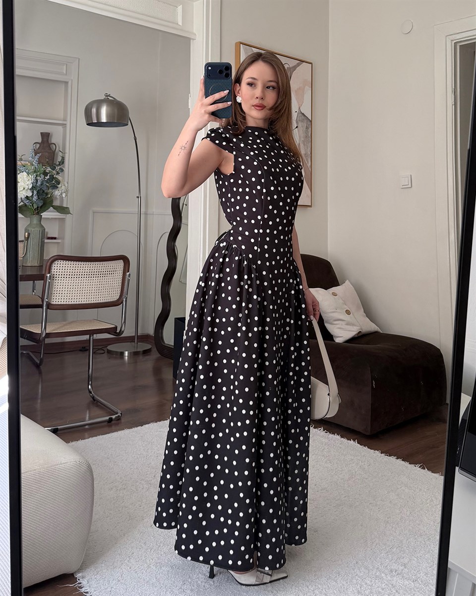 Luna Siyah Puantiyeli Uzun Midi Elbise
