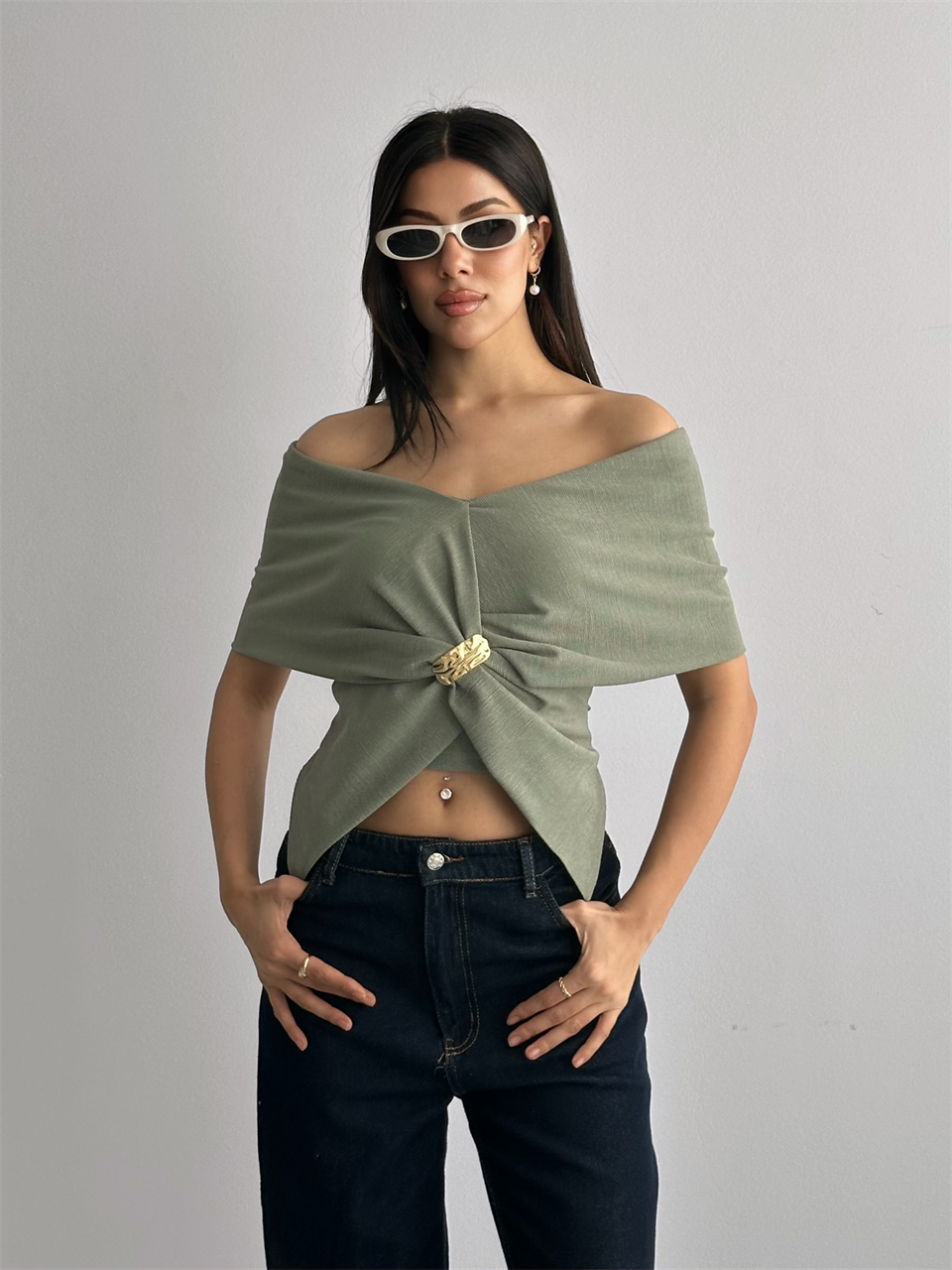 Madonna Yaka Gold Tokalı Haki Bluz