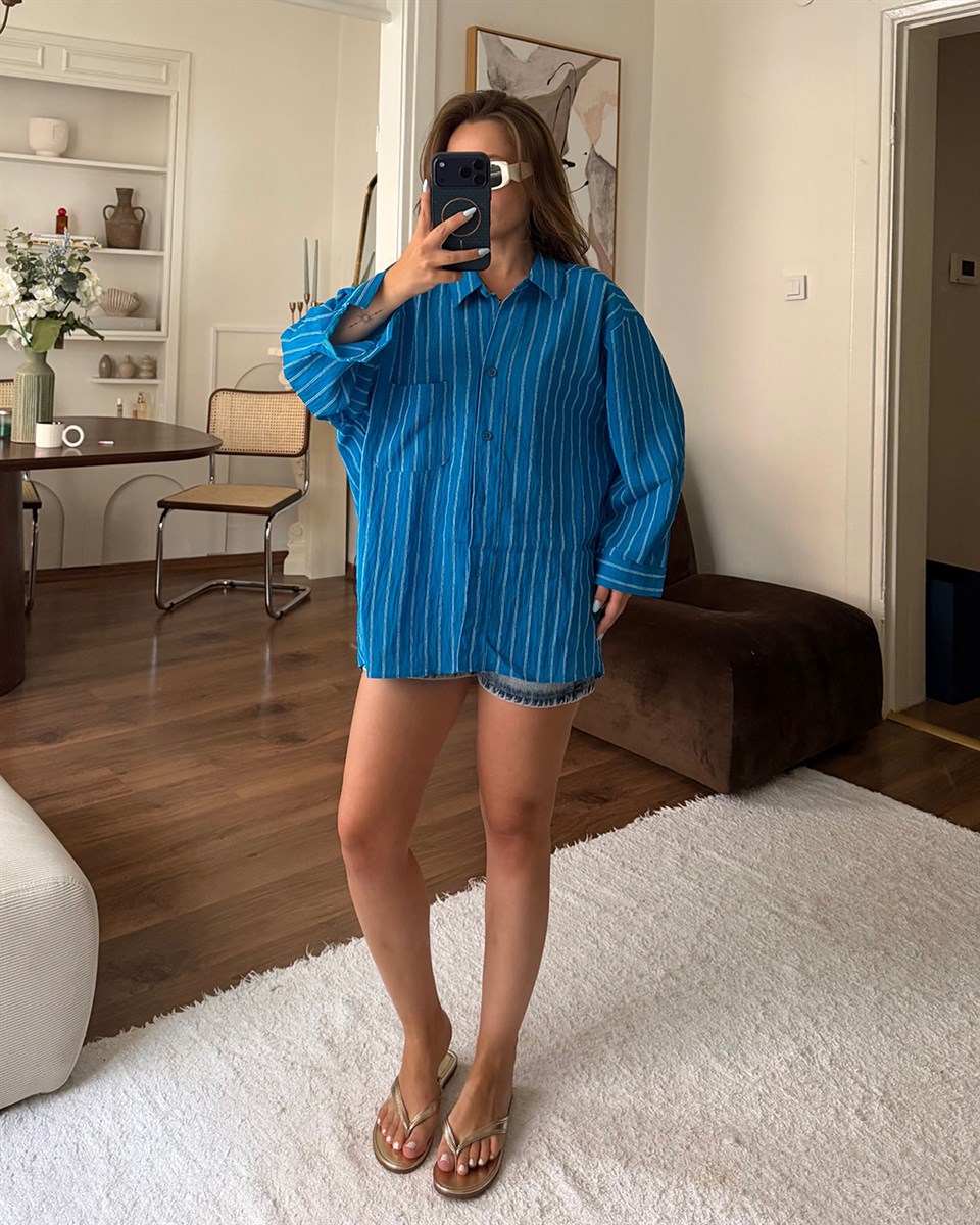 Mavi Çizgili Oversize Gömlek
