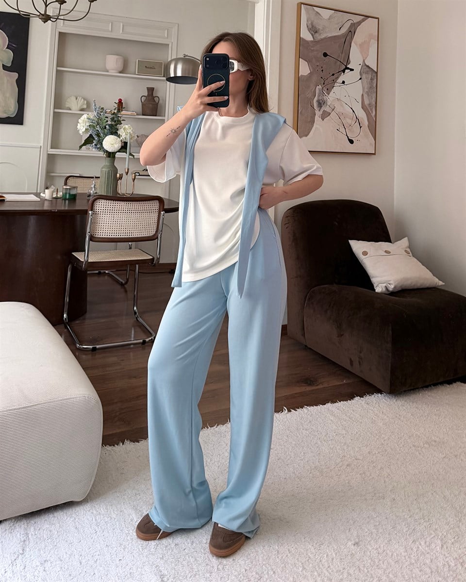 Mavi Fular Detaylı İkili Takım