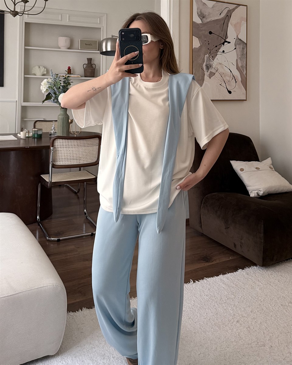 Mavi Fular Detaylı İkili Takım