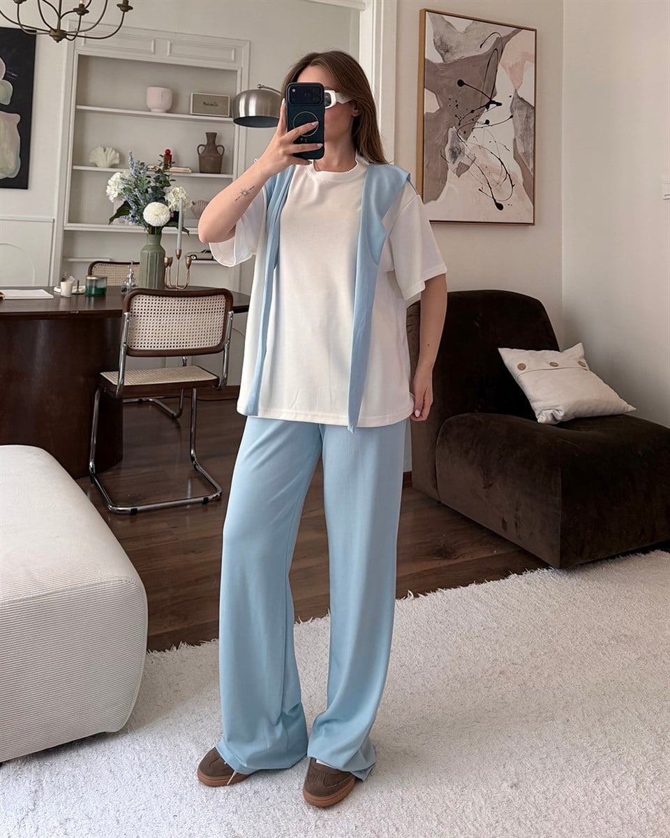 Mavi Fular Detaylı İkili Takım