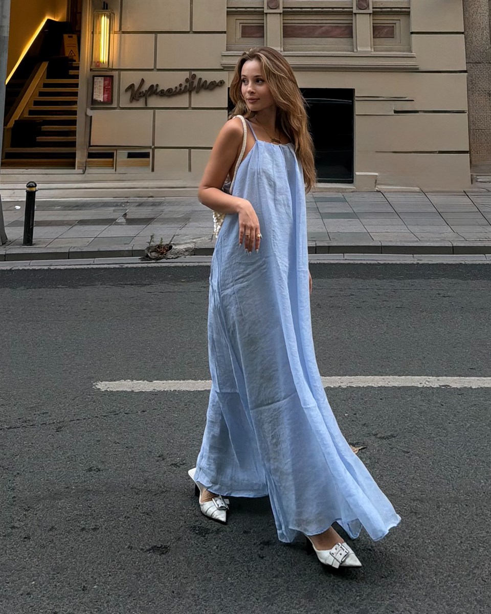 Mavi Halter Yaka Maxi Elbise