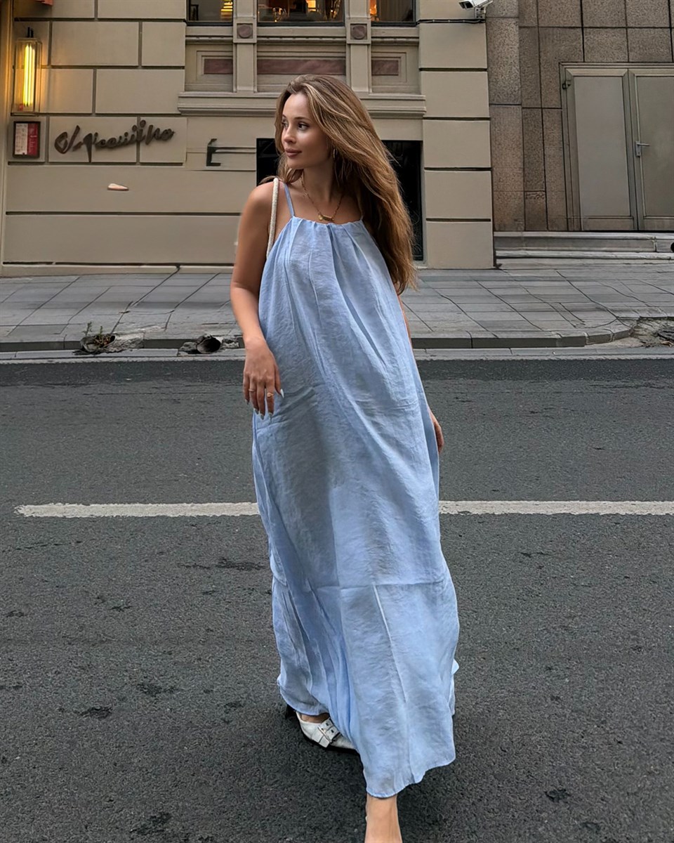 Mavi Halter Yaka Maxi Elbise