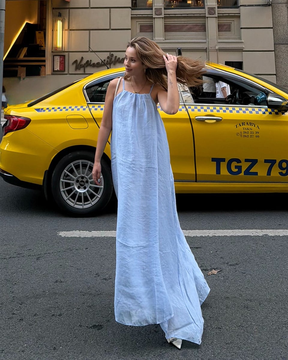 Mavi Halter Yaka Maxi Elbise