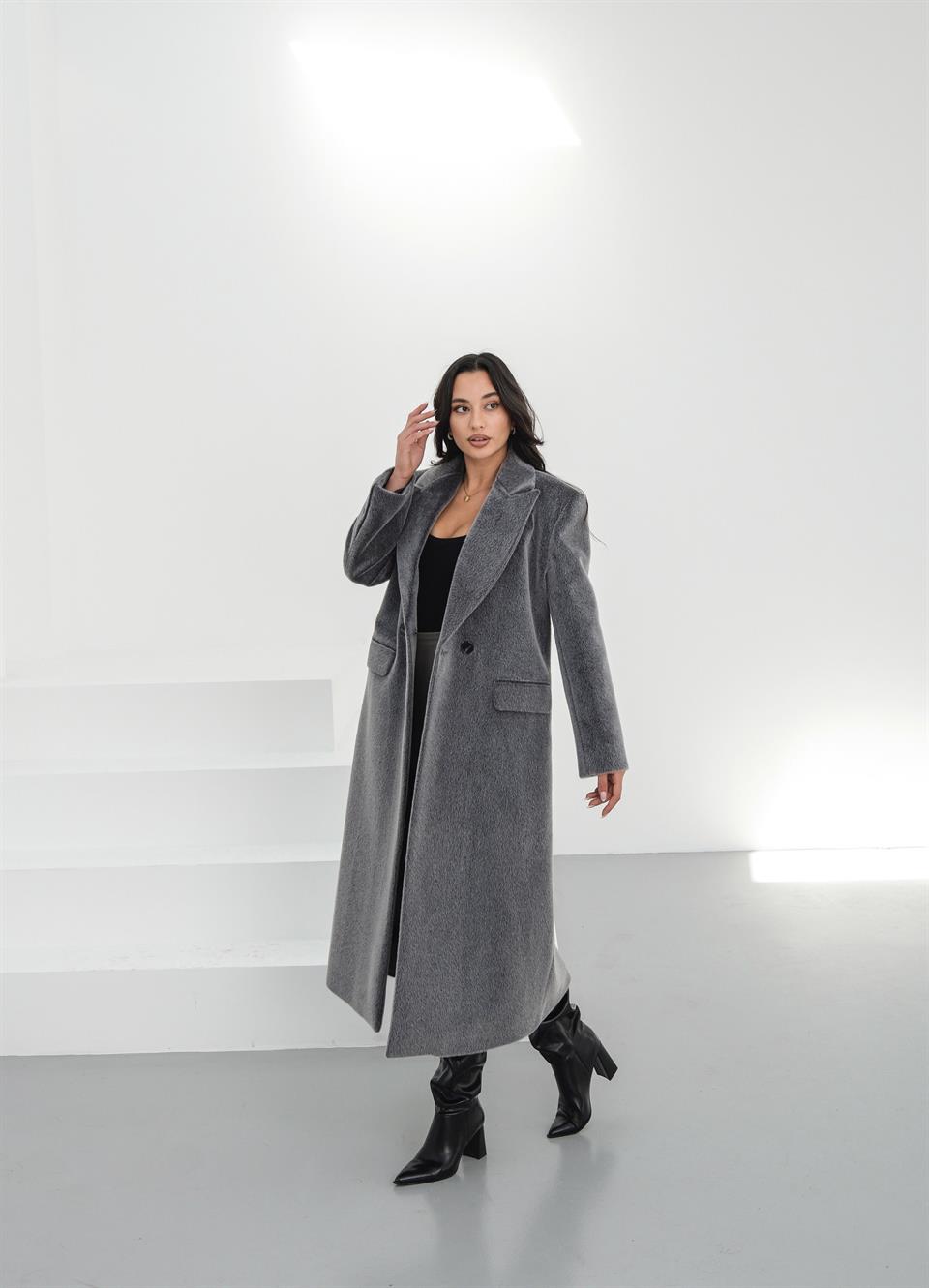 Oversize Yün Karışımlı Gri Yumoş Kaban