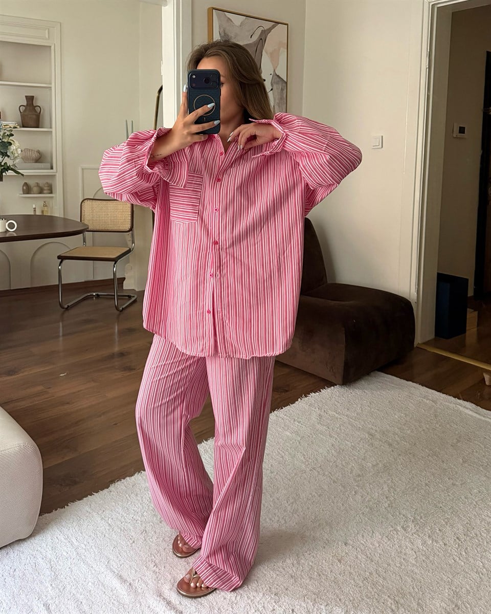 Pembe Çizgili Oversize Gömlek Pantolon Takım