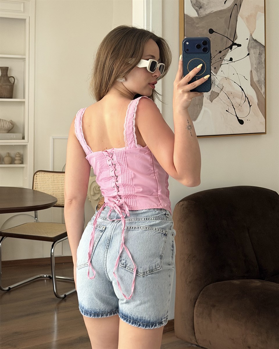 Pembe Dantel Detaylı Fiyonk Yaka Büstiyer