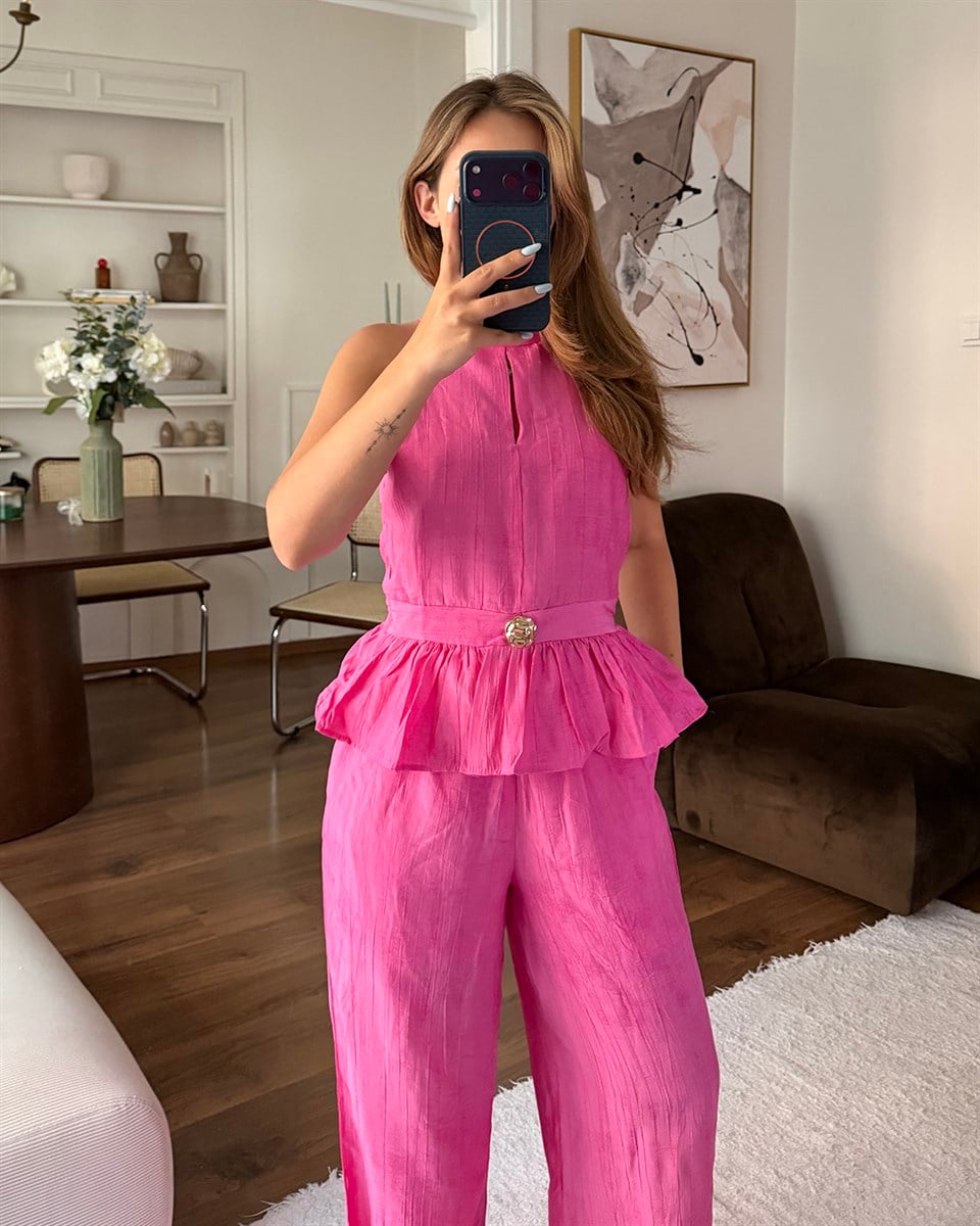 Pembe Halter Yaka Peplum Takım
