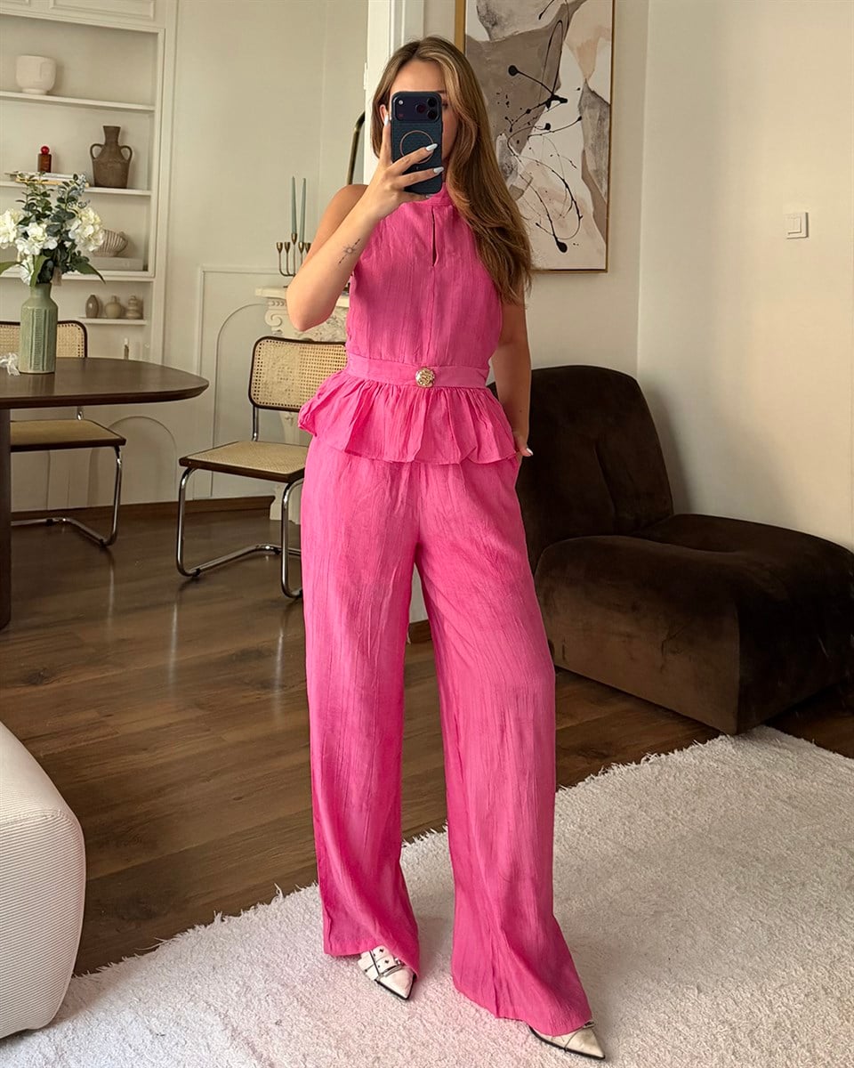 Pembe Halter Yaka Peplum Takım