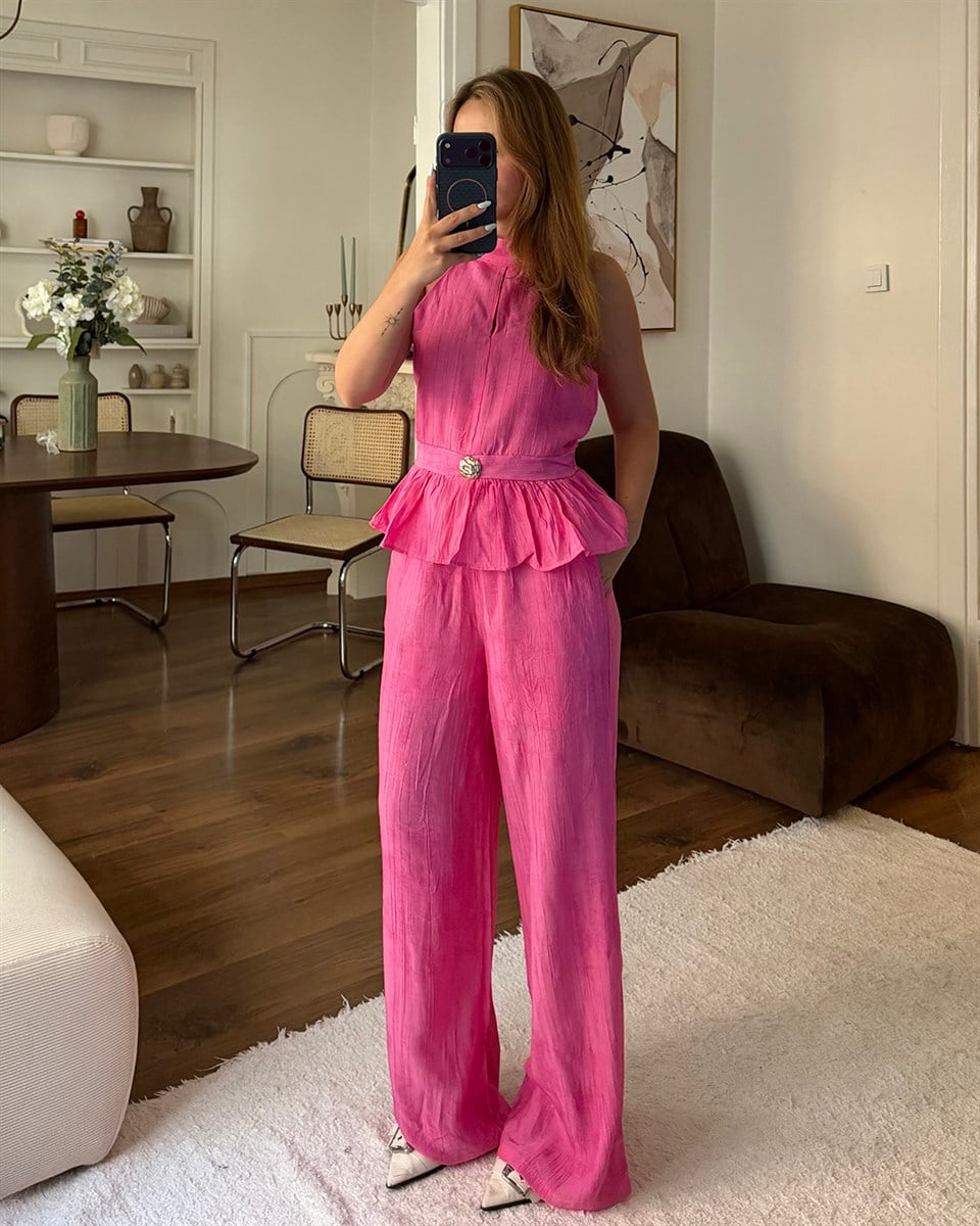 Pembe Halter Yaka Peplum Takım