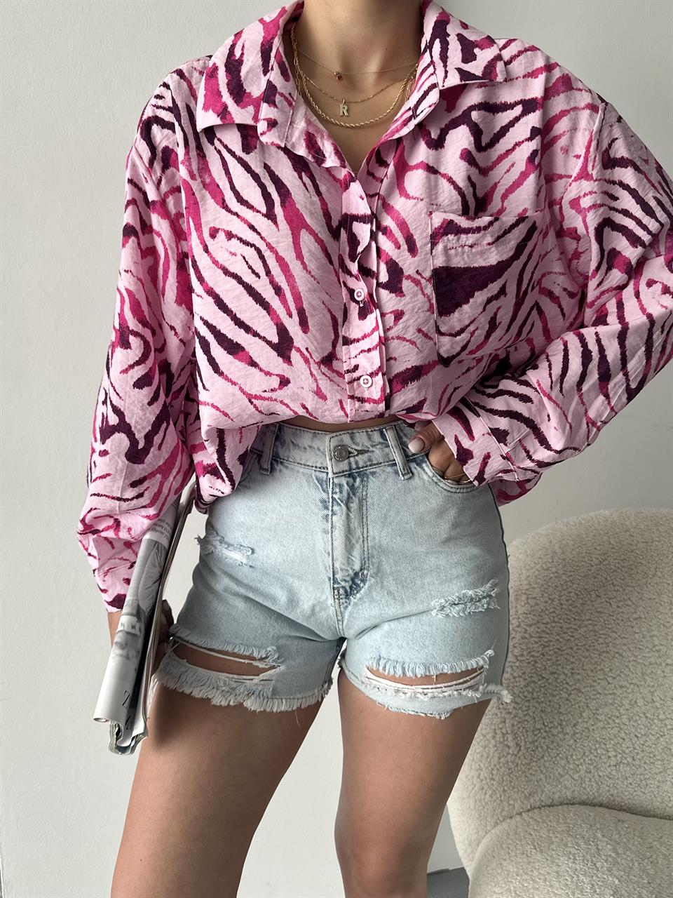 Pembe Zebra Desenli Gömlek