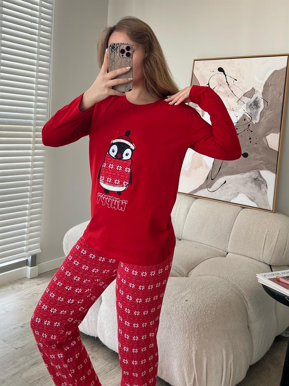 Penguen Nakışlı Kırmızı Peluş Pijama Takımı