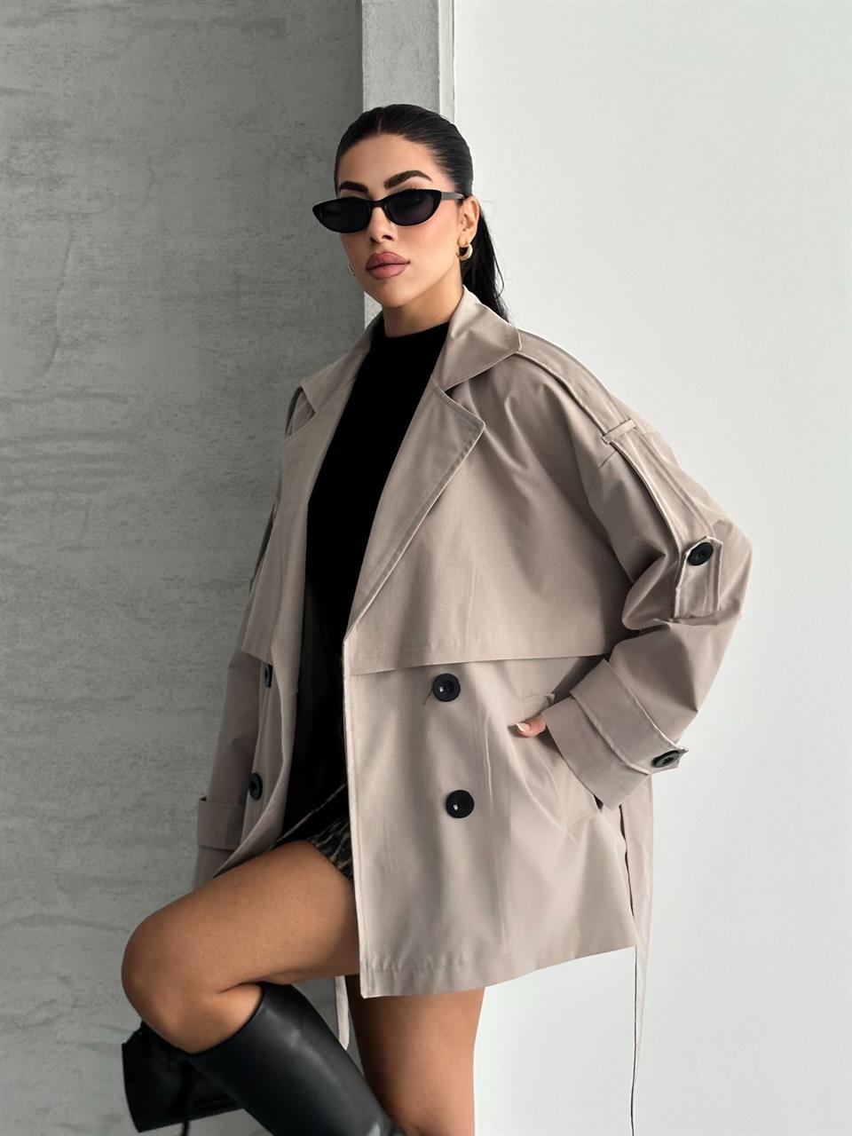 Perry Düğmeli Kısa Taş Trençkot