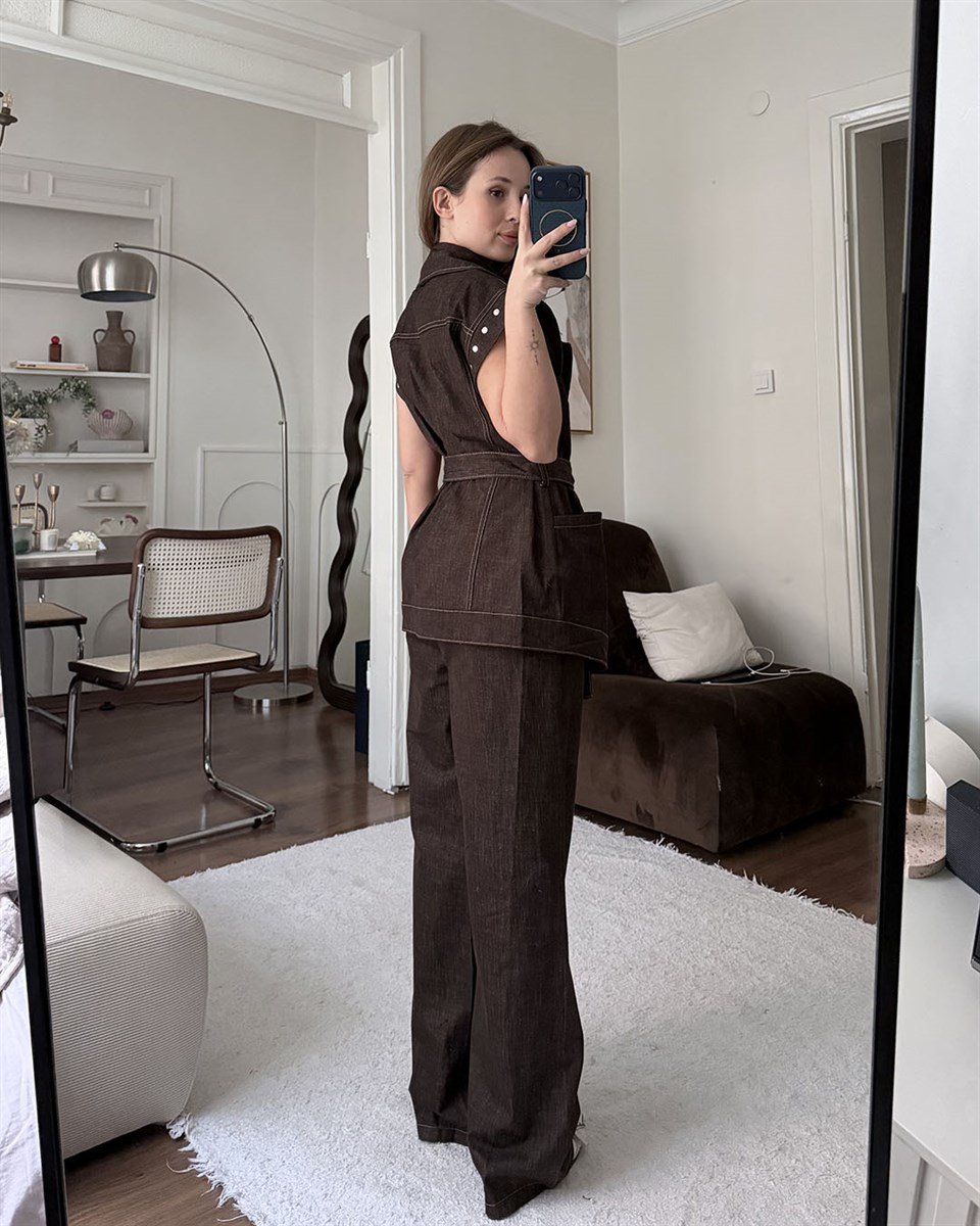 Luxe Denim Dokulu Kahverengi Yelek Pantolon Takım