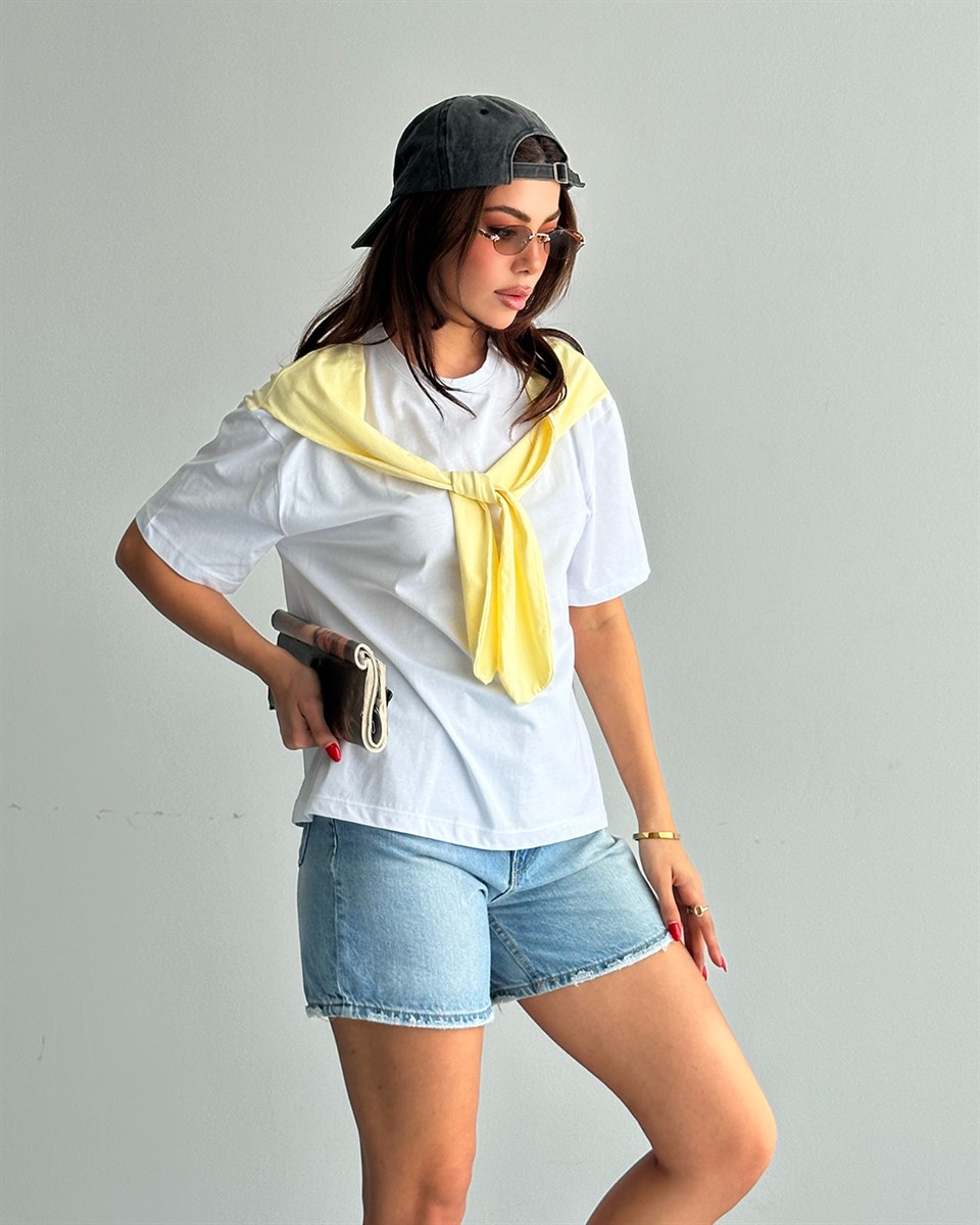 Sarı Fular Detaylı Oversize Tişört