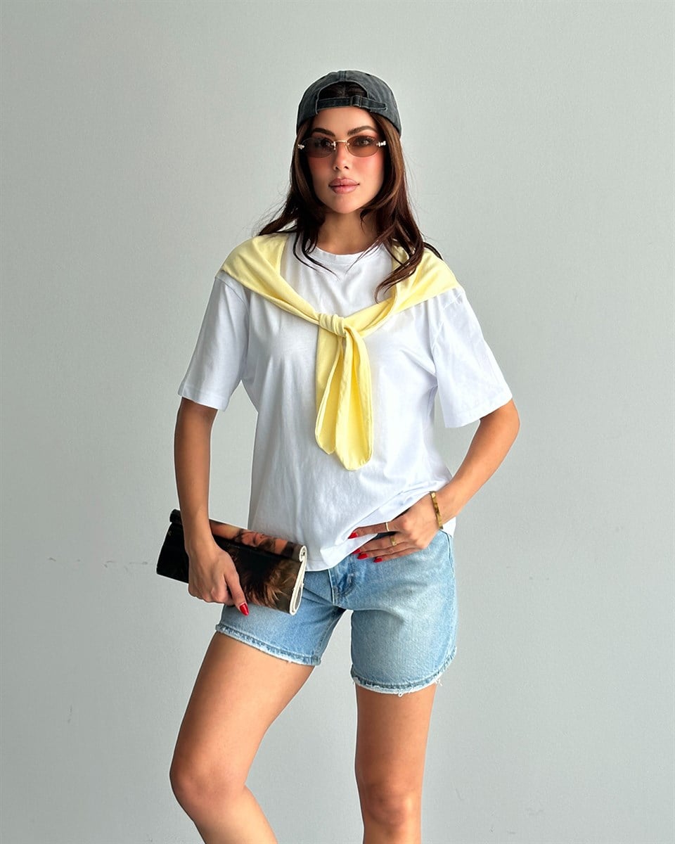 Sarı Fular Detaylı Oversize Tişört