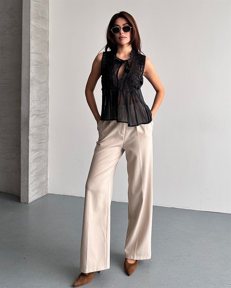 Şifon Transparan Güpürlü Siyah Bluz