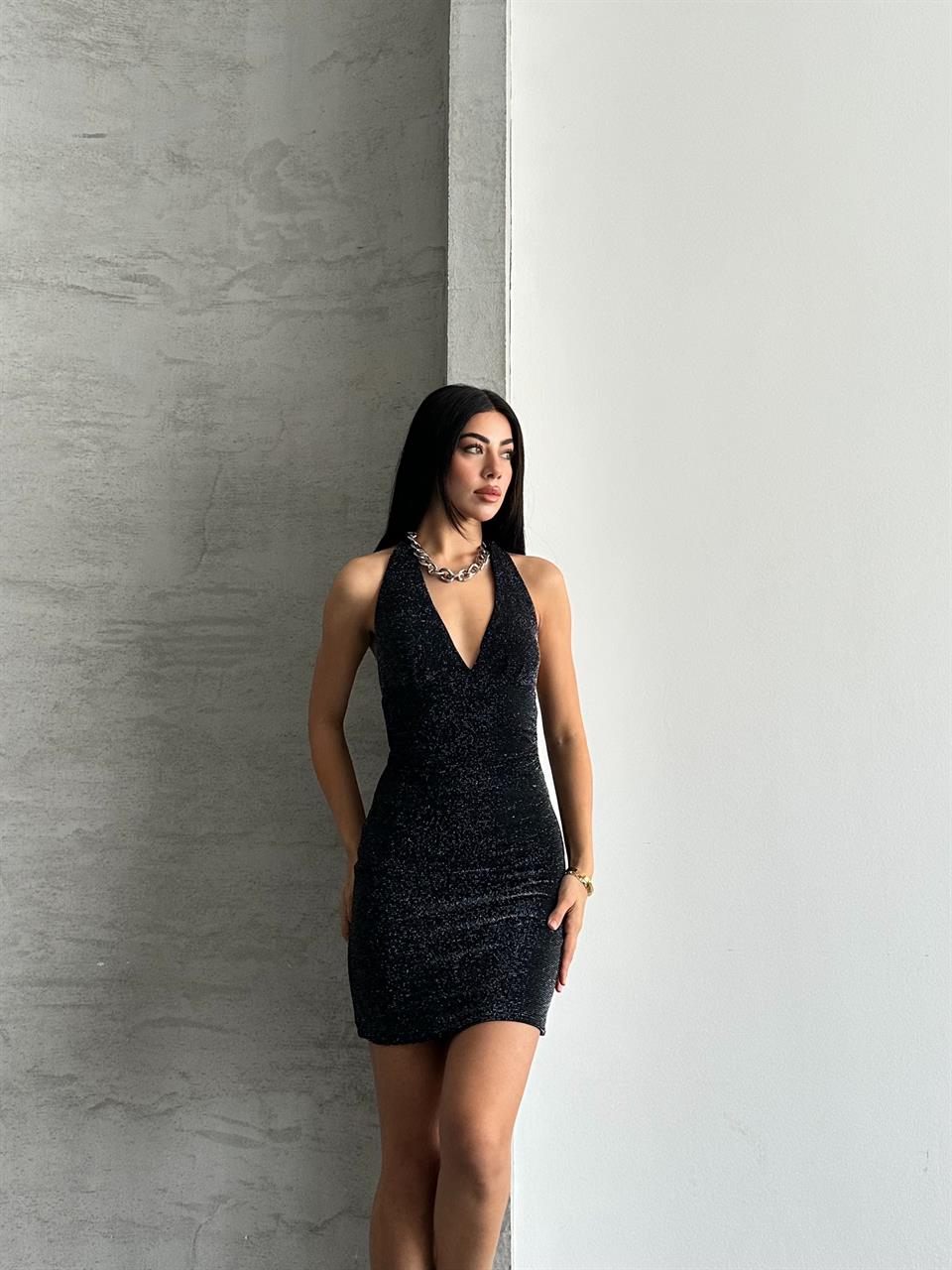 Sırt Dekolteli Taşlı Siyah Elbise