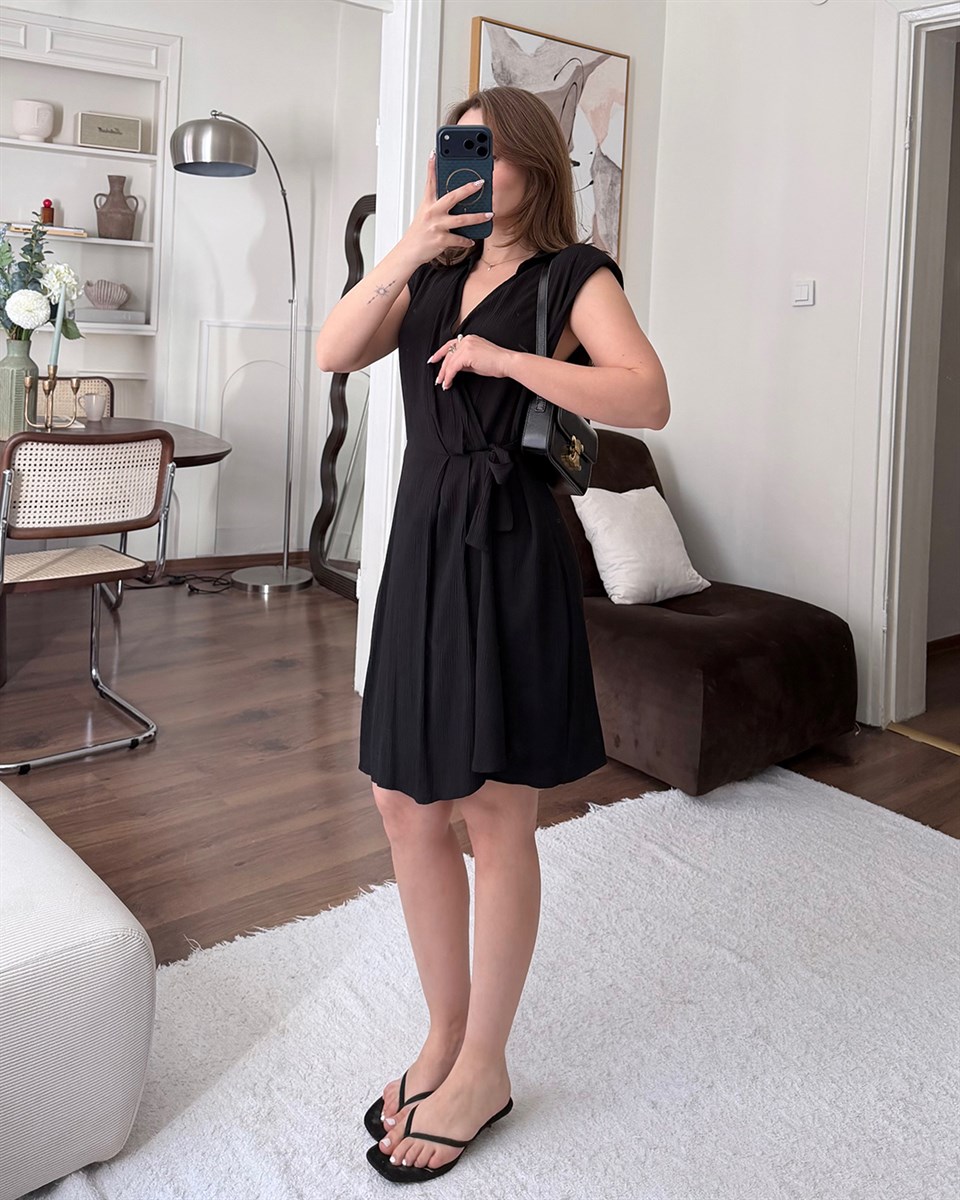 Siyah Anvelop Kesim Elbise