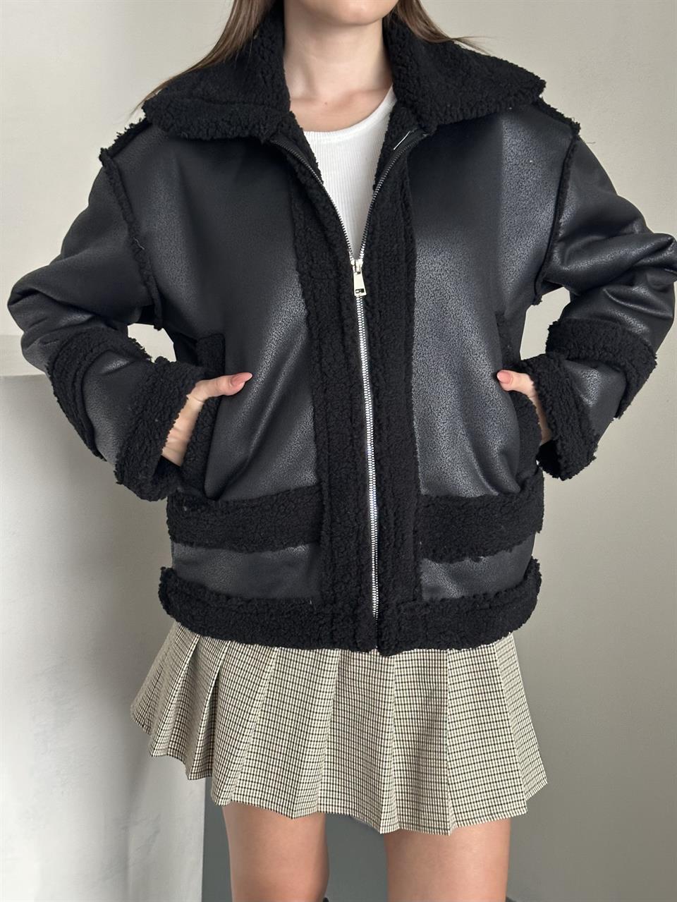 Siyah Peluş Deri Siyah Mont