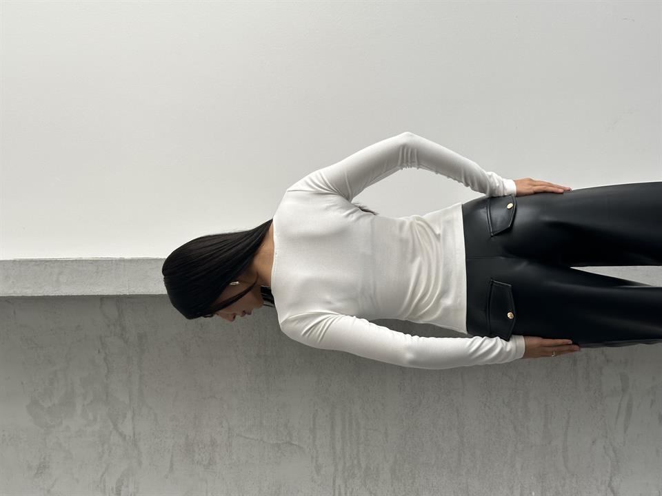 Tam Boy Fermuarlı Bisiklet Yaka Beyaz Bluz