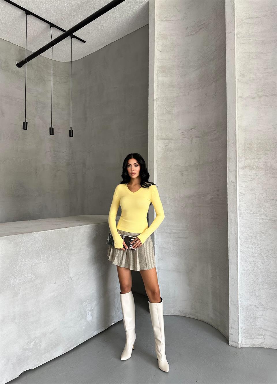 V Yaka Uzun Kollu Sarı Basic Bluz