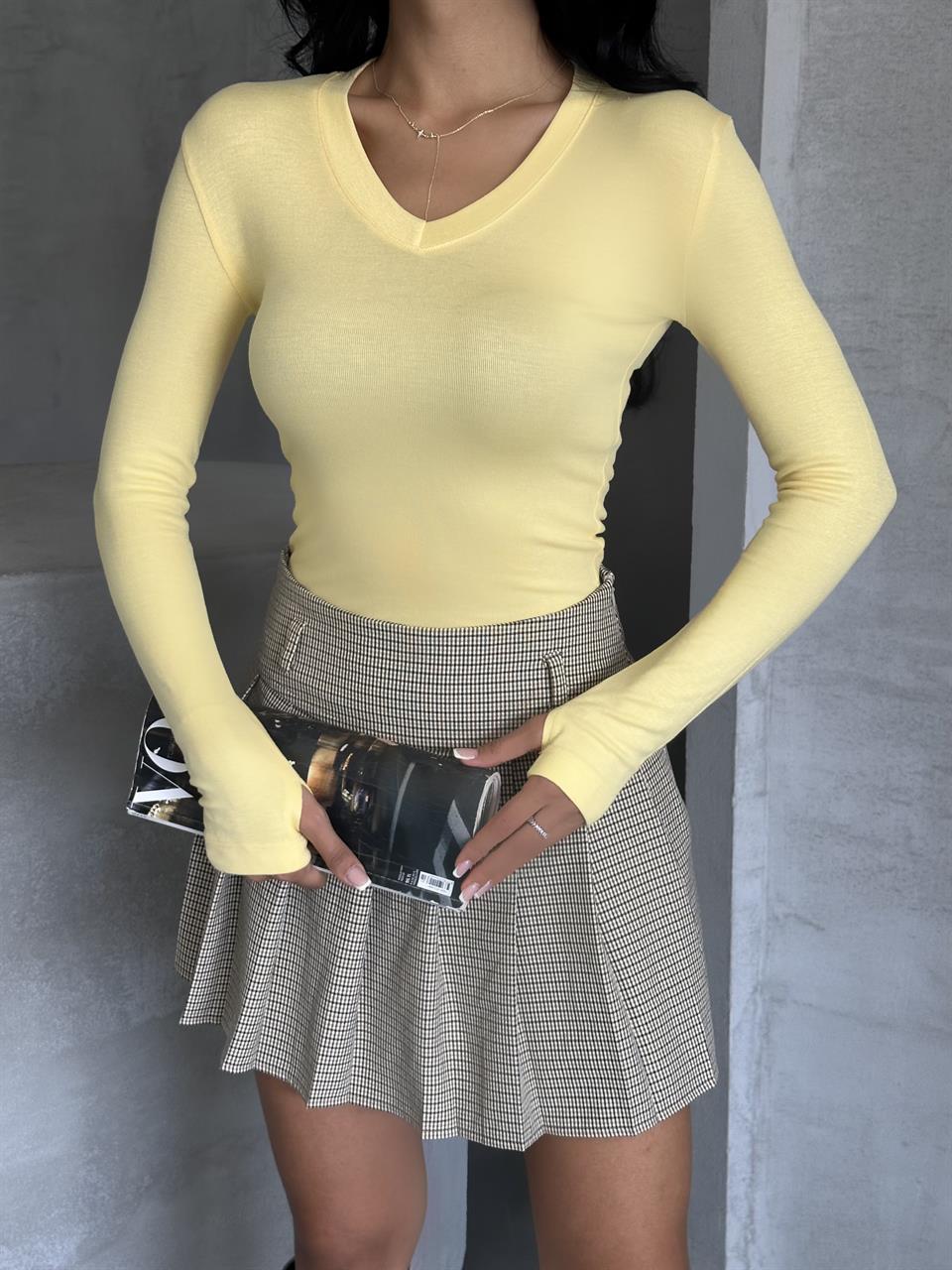 V Yaka Uzun Kollu Sarı Basic Bluz