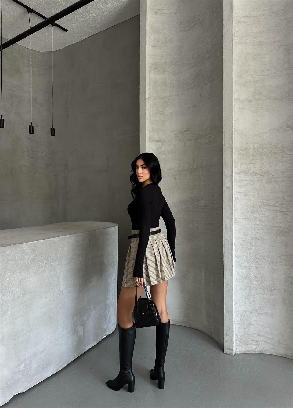 V Yaka Uzun Kollu Siyah Basic Bluz