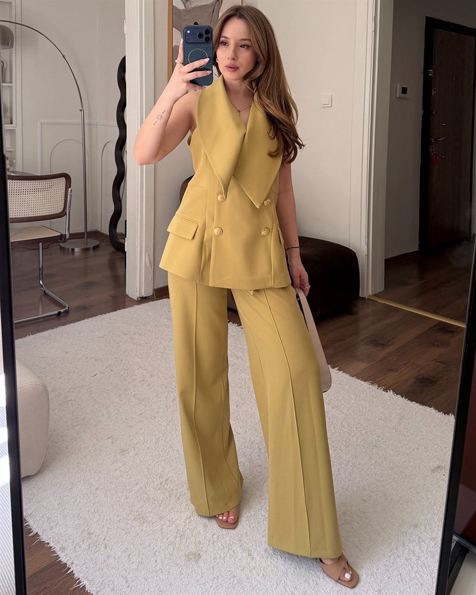Valeria Gold Düğme Detaylı Haki Yelek Pantolon Takım