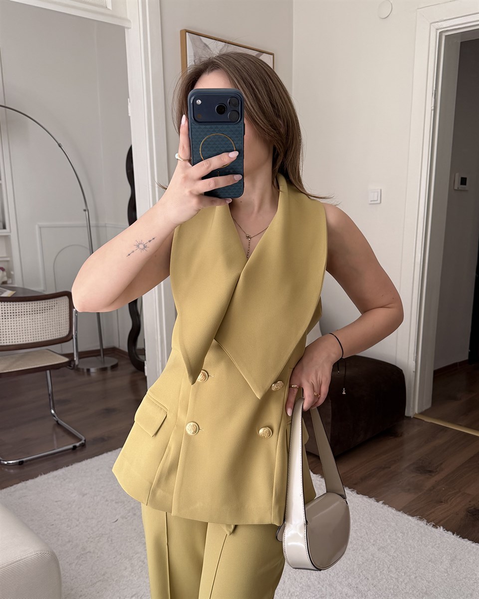 Valeria Gold Düğme Detaylı Haki Yelek Pantolon Takım