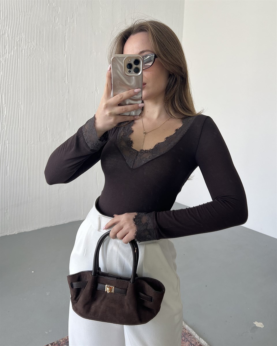 Dantel Detaylı V Yaka Kahverengi Body