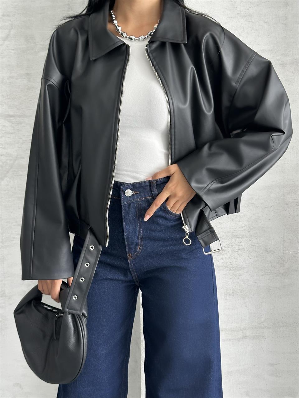 Yakalı Siyah Deri Ceket