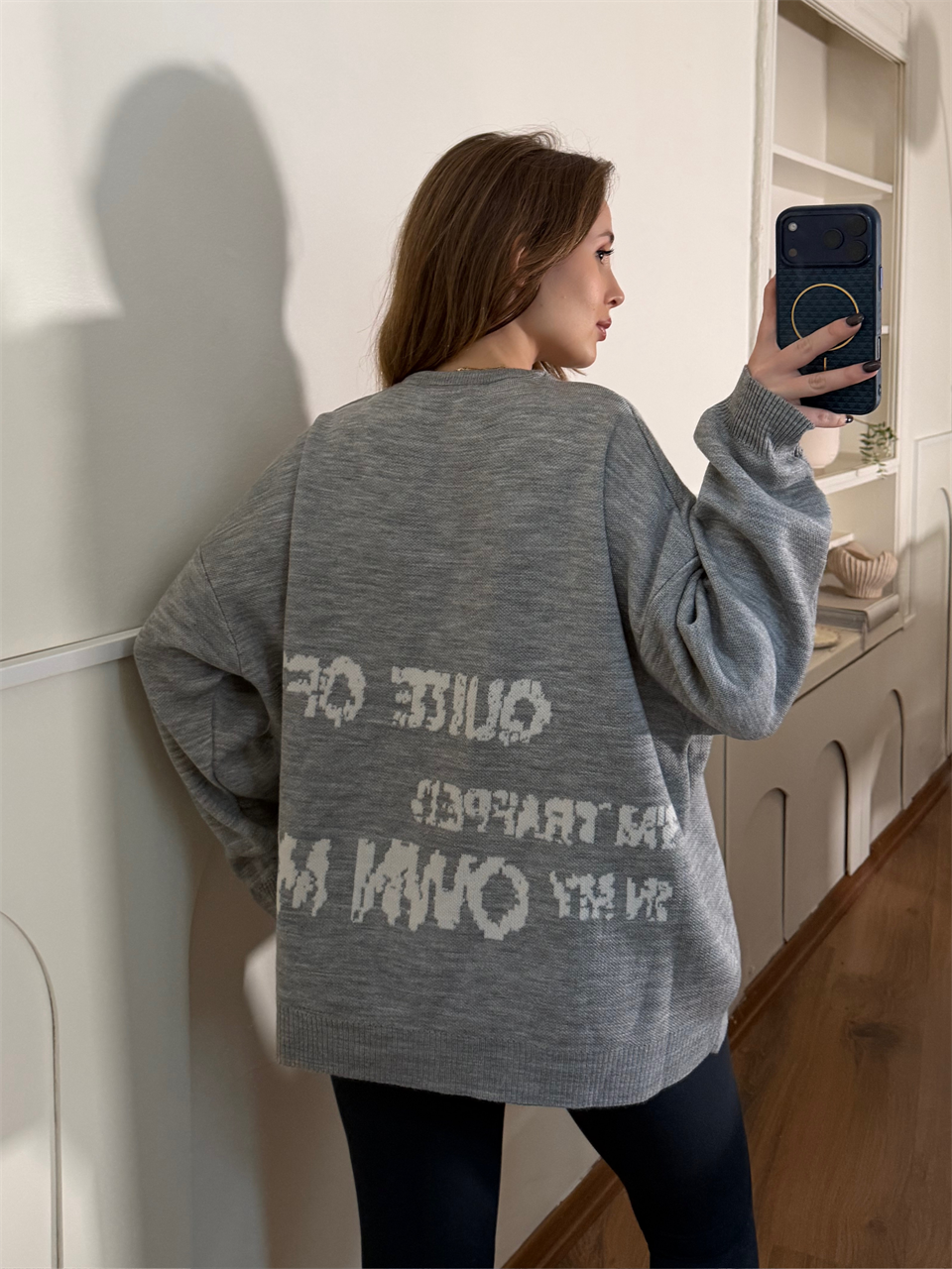 Yıldız Desenli Gri Oversize Kazak