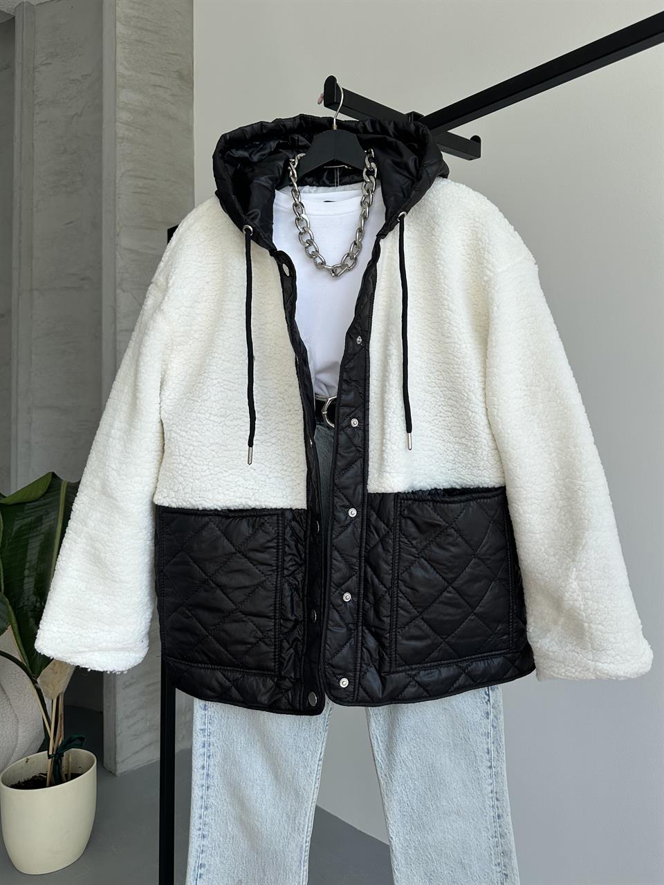 Zarax Beyaz Peluş Mont