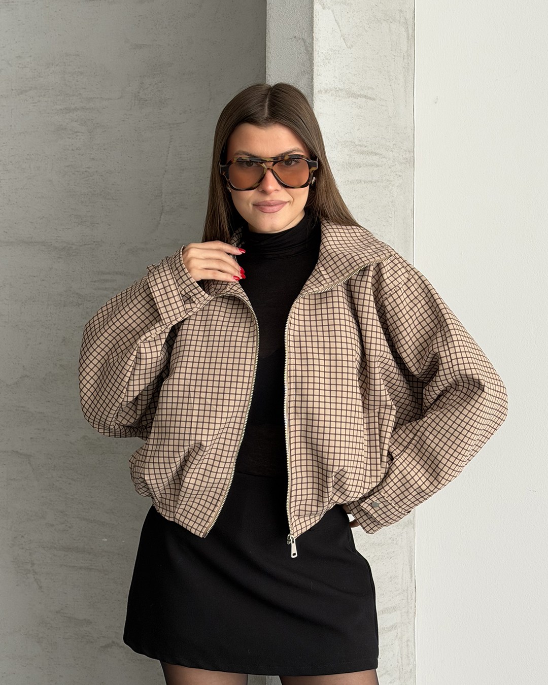 Bej Grid Desenli Fermuarlı Crop Ceket
