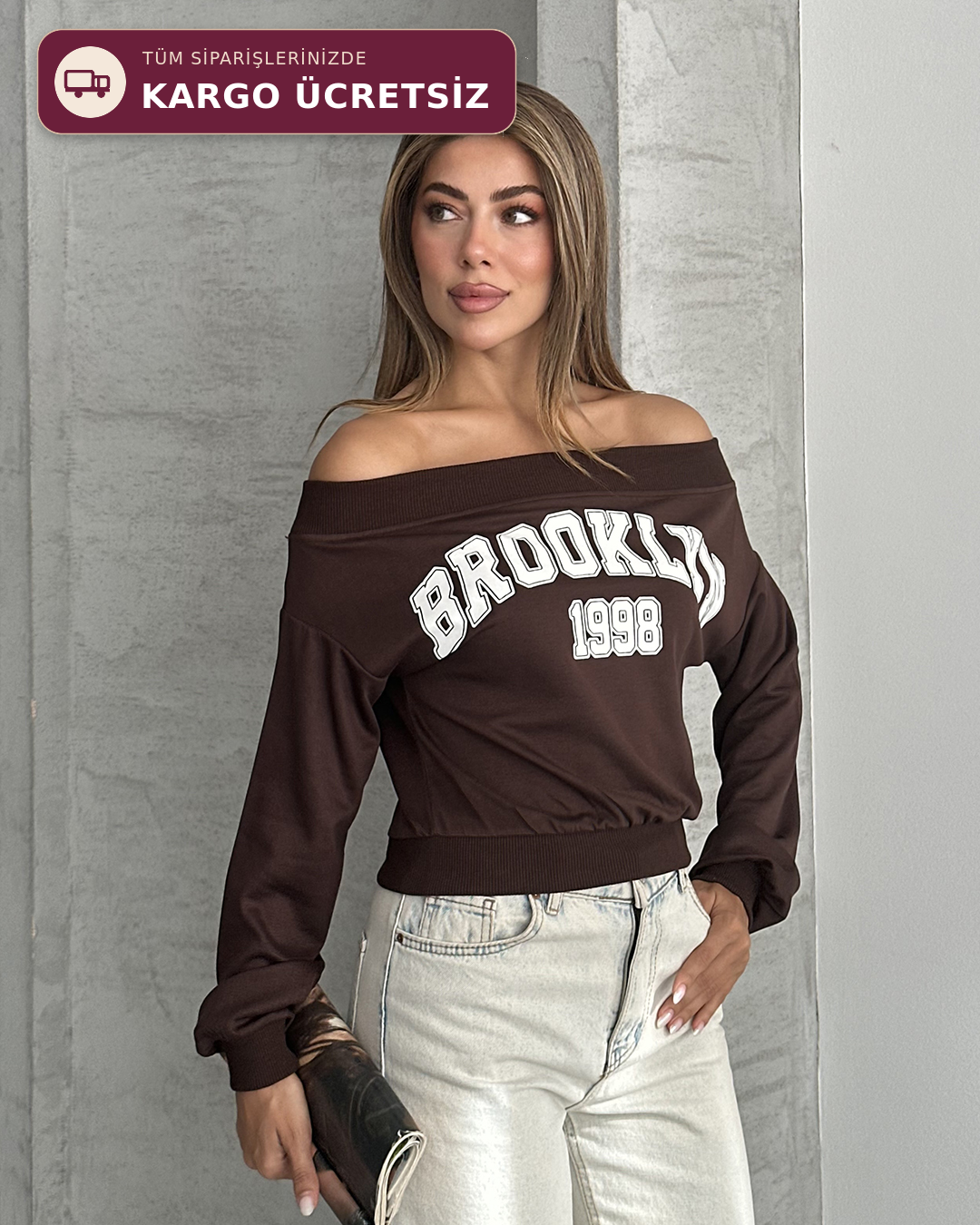 Brooklyn 1998 Baskılı Kayık Yaka Kahverengi Bluz