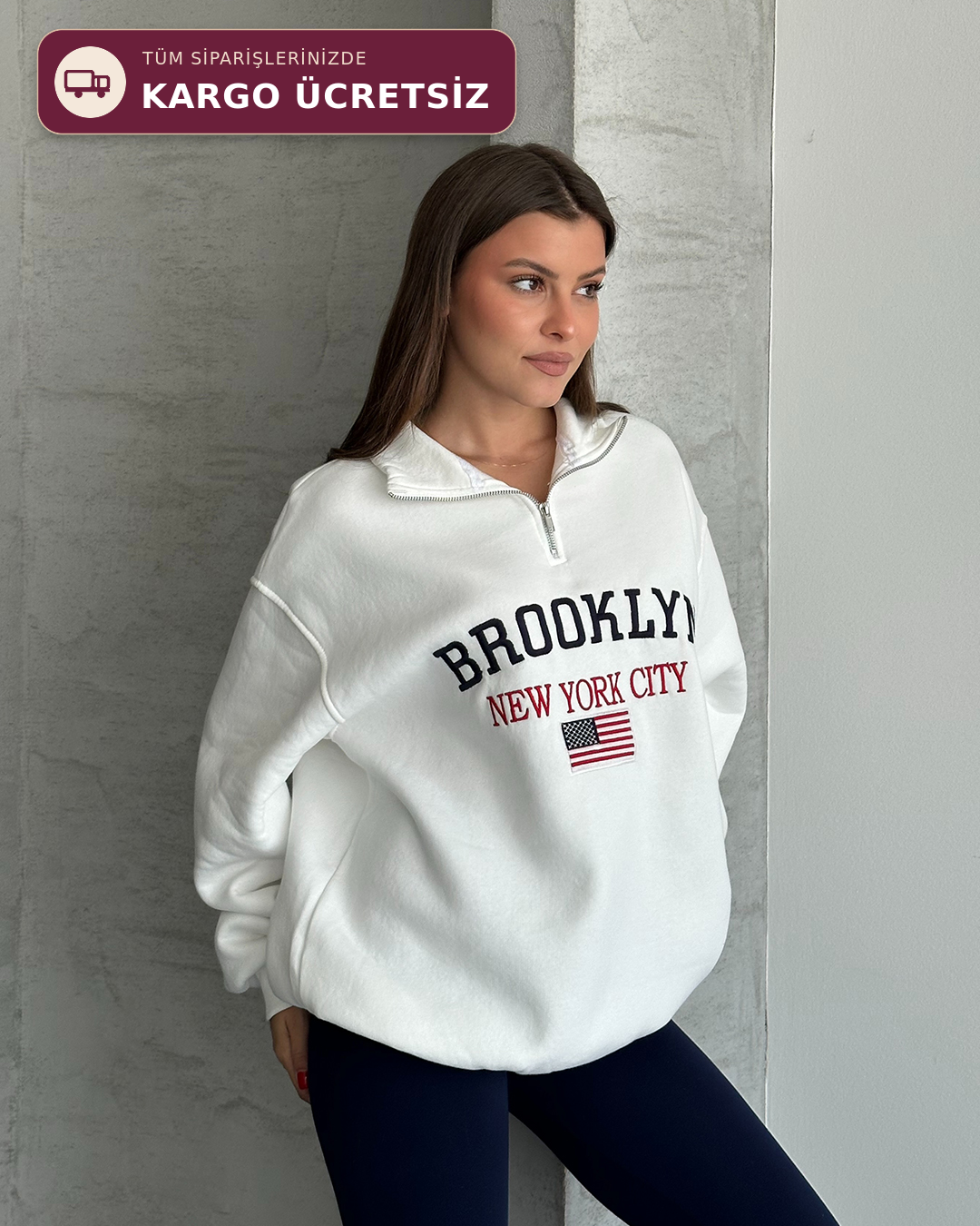 Brooklyn Nakışlı Fermuar Yaka Beyaz Sweatshirt