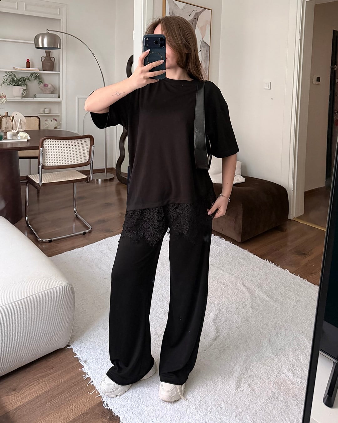 Dantel Detaylı Oversize Siyah Takım