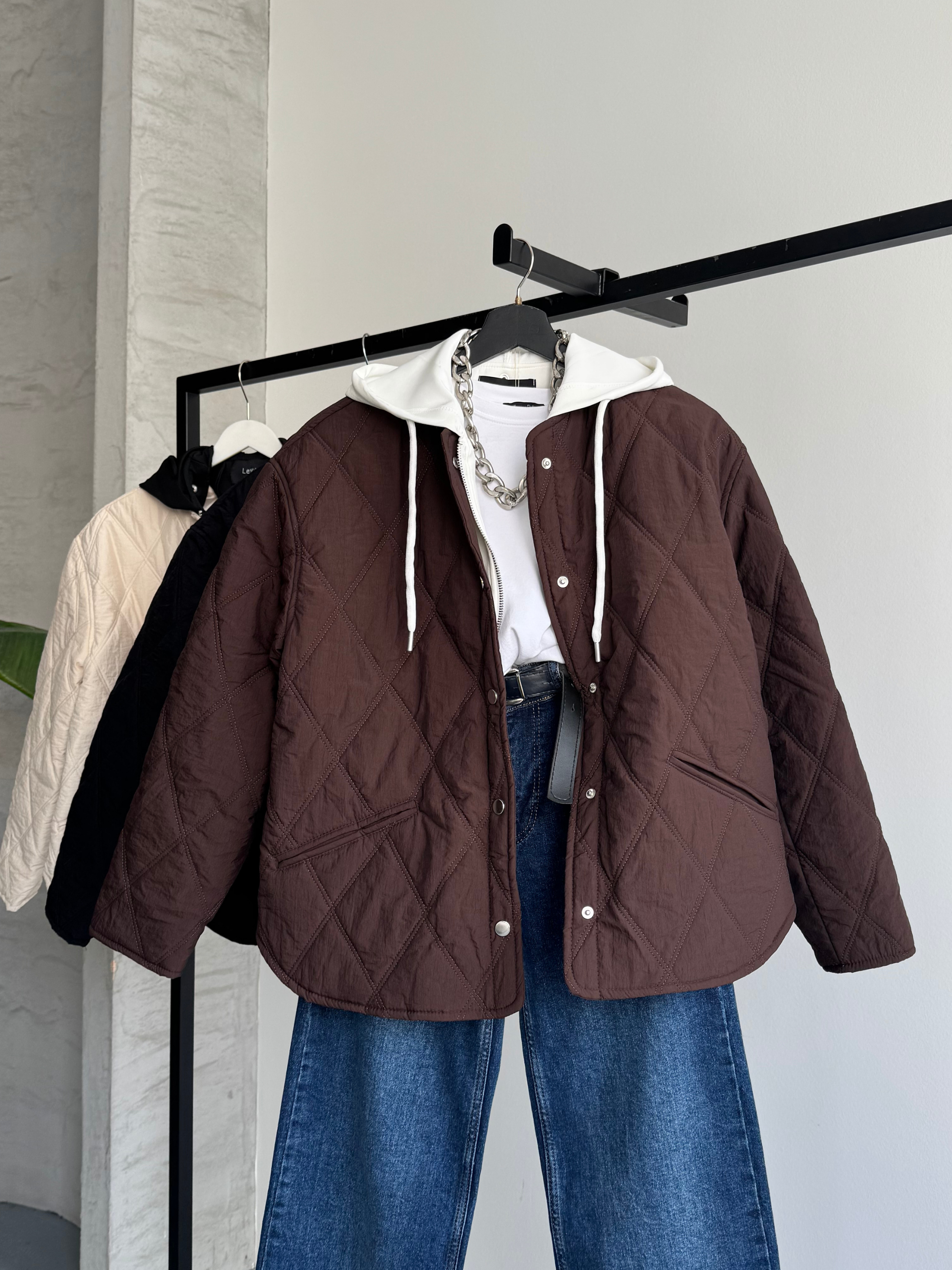 Kapüşonlu Kahverengi Kapitone Ceket