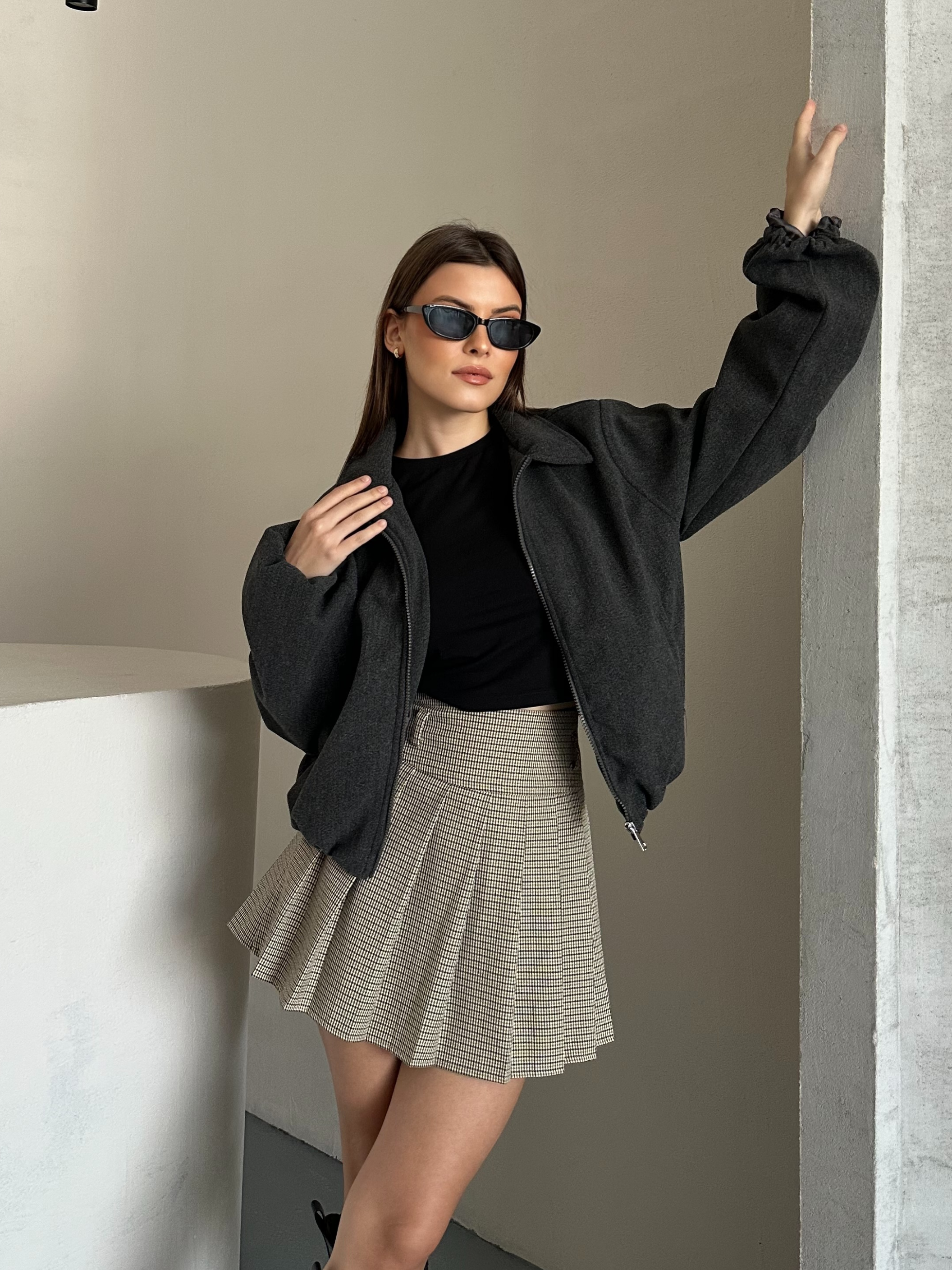 Kısa Oversize Antrasit Kaşe Ceket