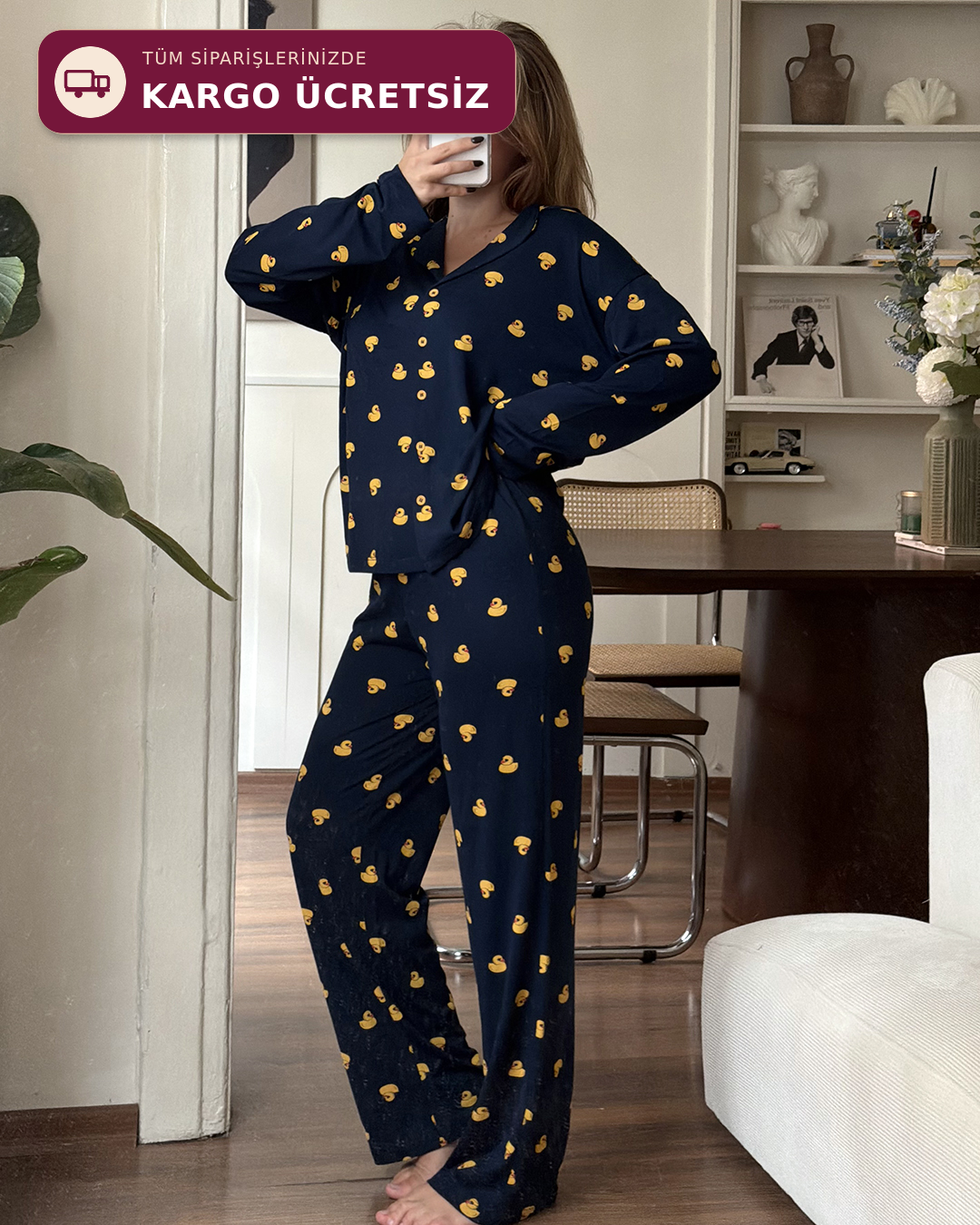 Neşeli Ördekler Lacivert Pijama Takımı