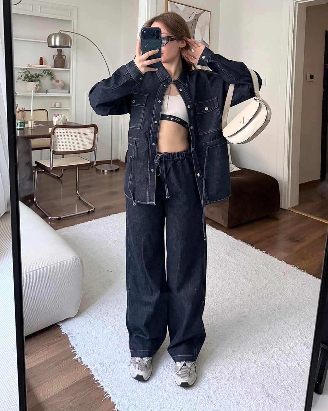 Önü Çıtçıtlı Büzgü Kuşaklı Denim Takım