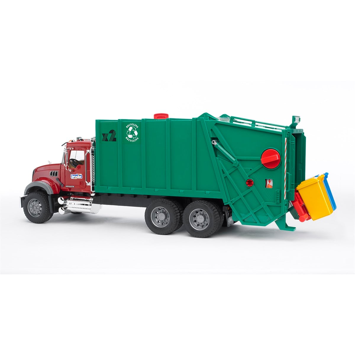 BRUDER Mack Granıte Çöp Kamyonu-BR02812