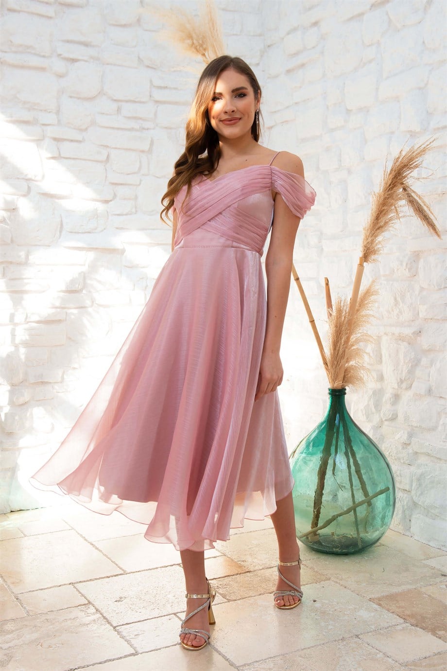 55893-236ixty8ightCarmen Pudra Organze Düşük Kol Kısa Abiye Elbise