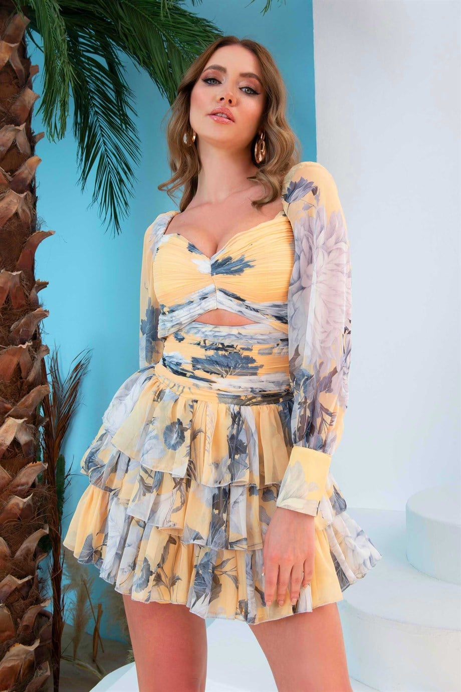 55959-266ixty8ight6ixty8ight Sarı Şifon Kat Kat Kısa Abiye Elbise